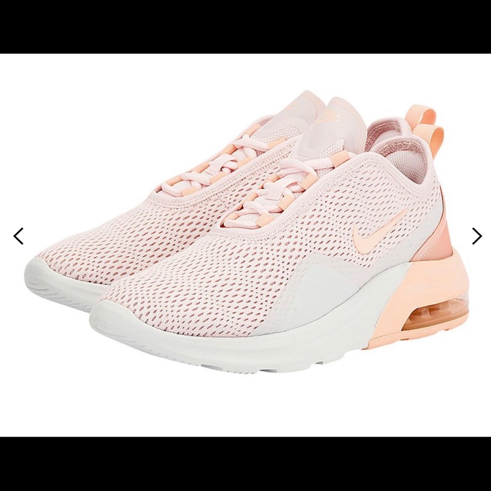 Nike Air Max Motion 2 Running shoe